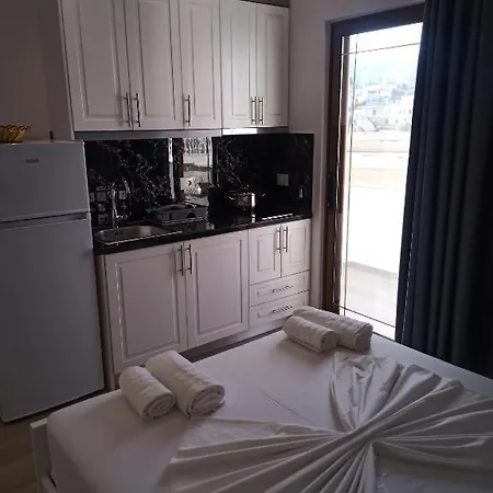 Opolonia Hotel *